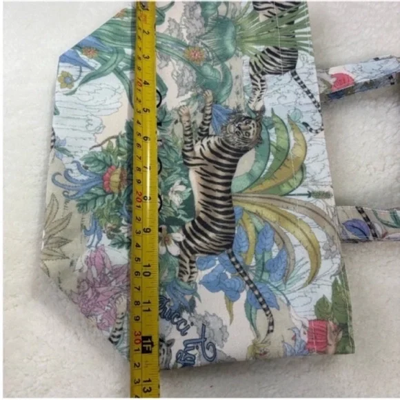Gucci  Tiger Print shopping dust tote  bag - Picture 14 of 14